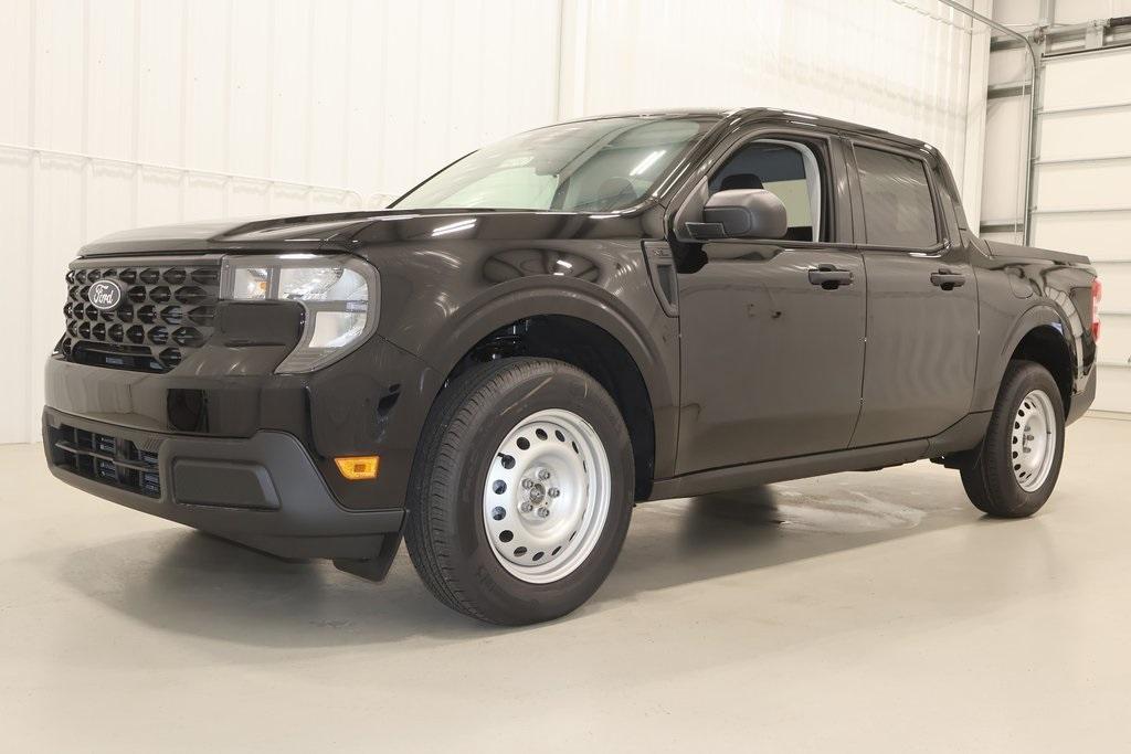 new 2025 Ford Maverick car, priced at $29,075