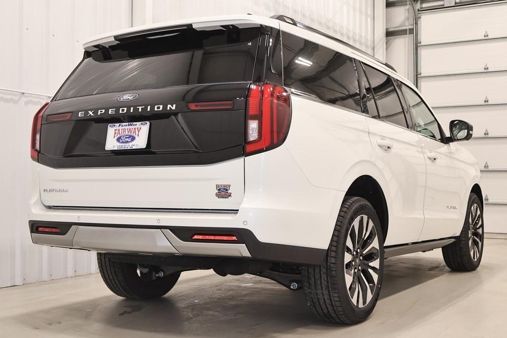 new 2025 Ford Expedition car, priced at $87,900