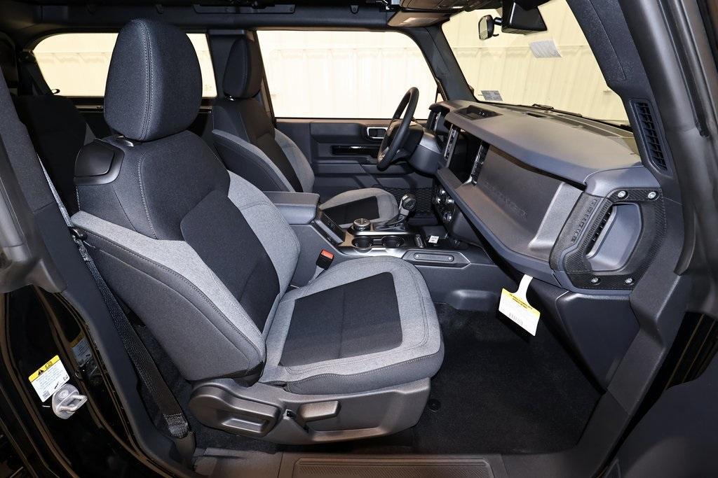 new 2025 Ford Bronco car, priced at $42,285