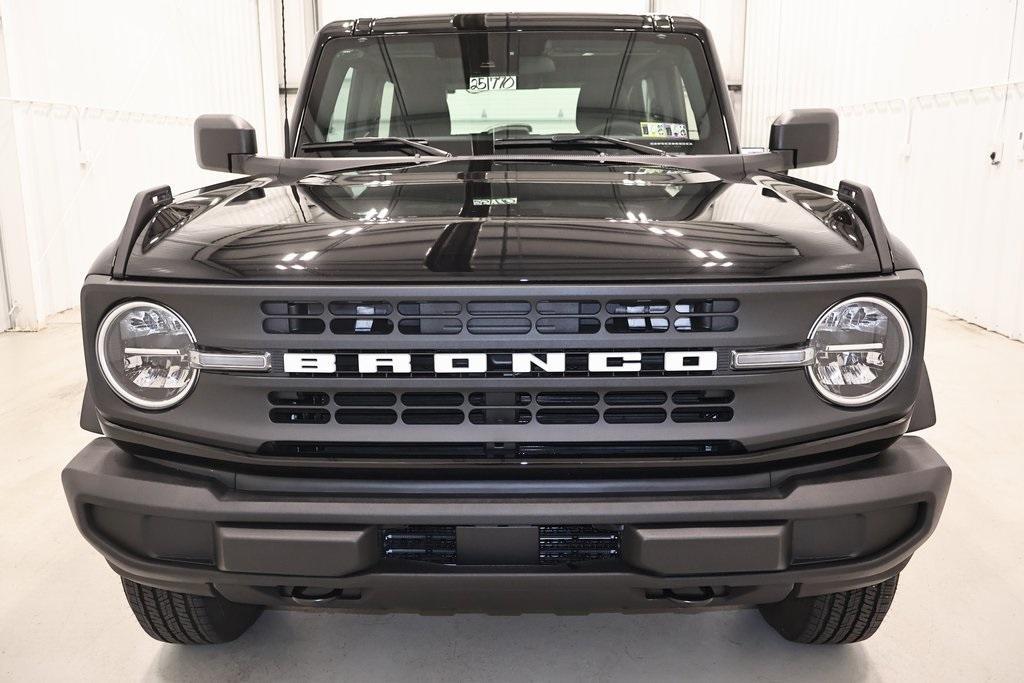 new 2025 Ford Bronco car, priced at $42,285