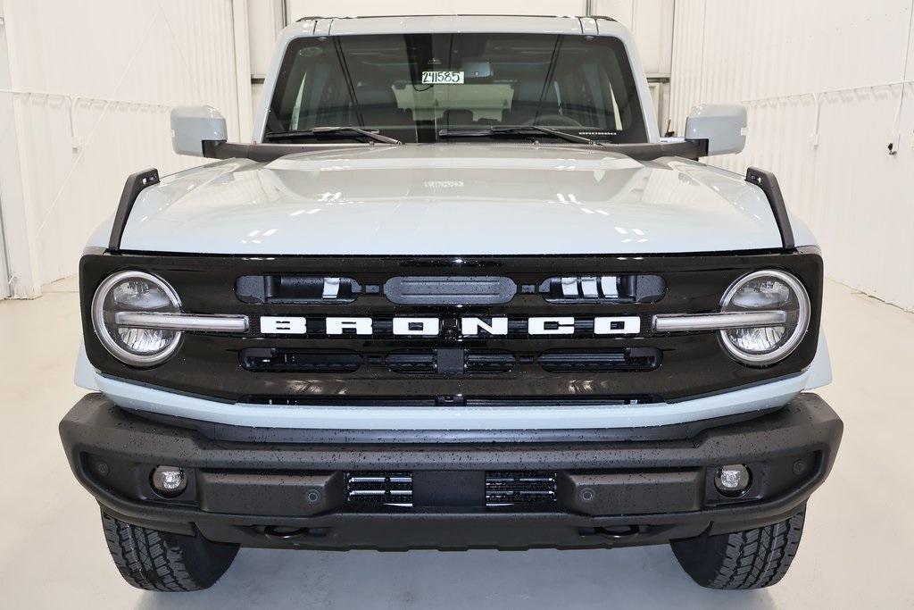 new 2024 Ford Bronco car, priced at $52,010