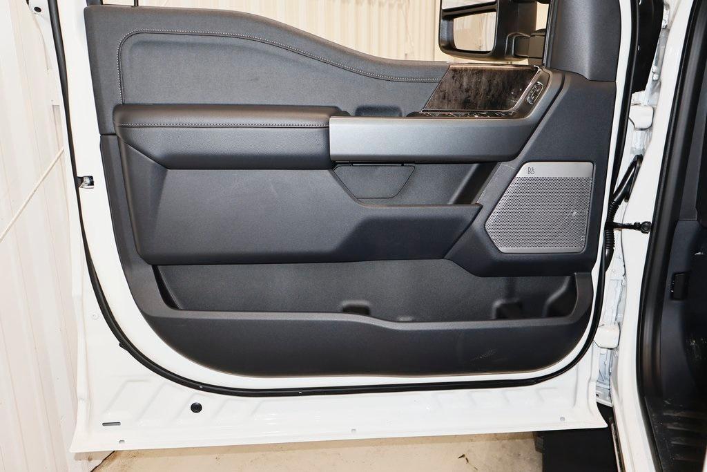 new 2025 Ford F-450 car, priced at $96,455