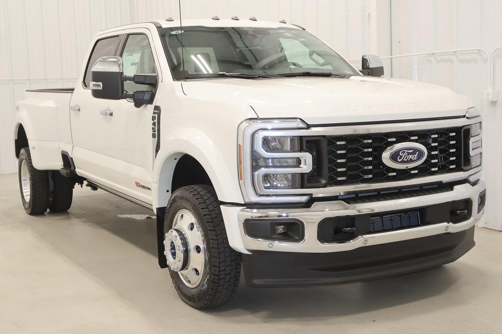 new 2025 Ford F-450 car, priced at $96,455