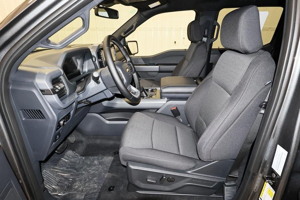 new 2025 Ford F-150 car, priced at $54,633