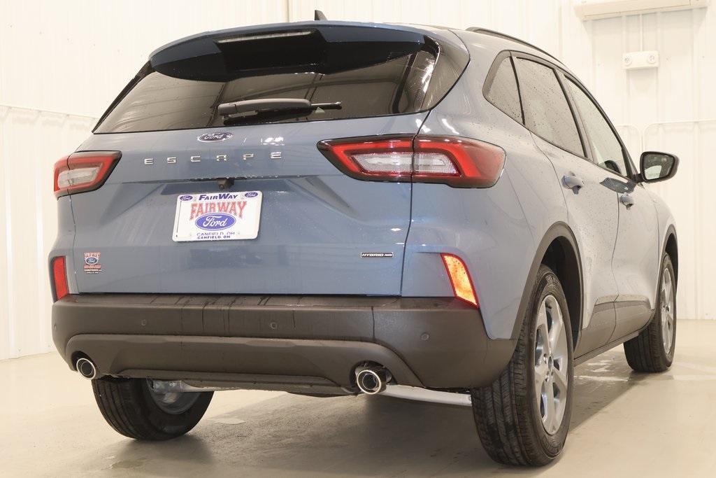 new 2025 Ford Escape car, priced at $33,185