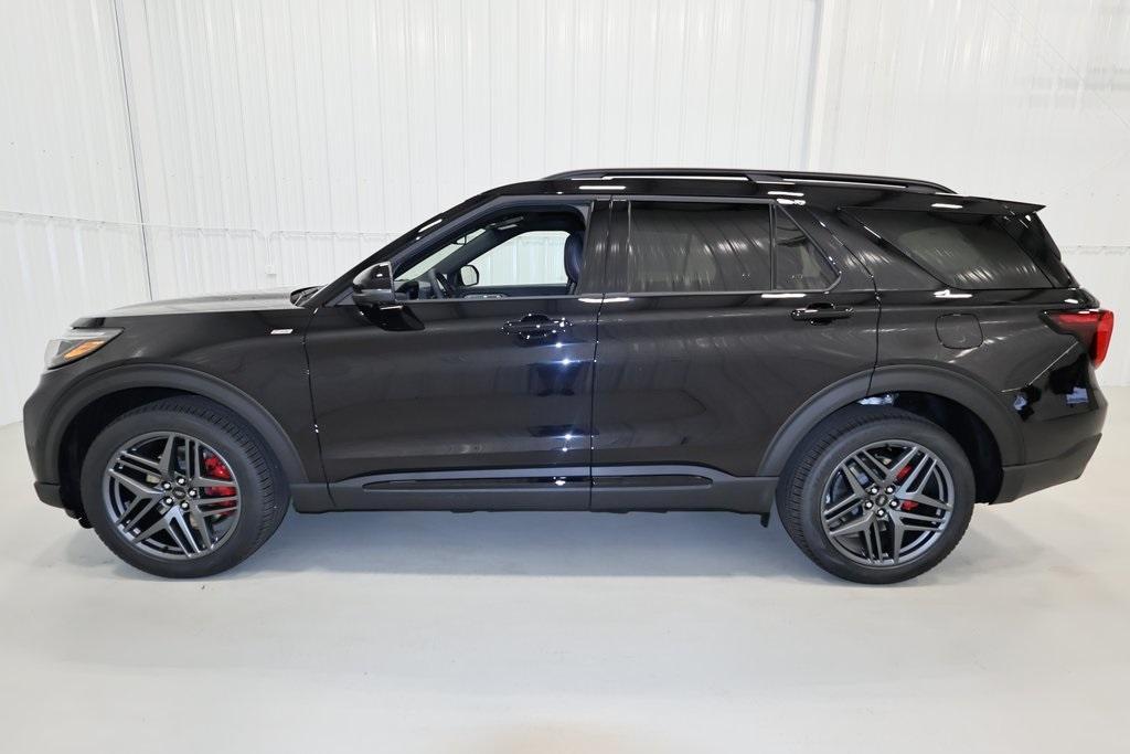 new 2025 Ford Explorer car, priced at $49,740