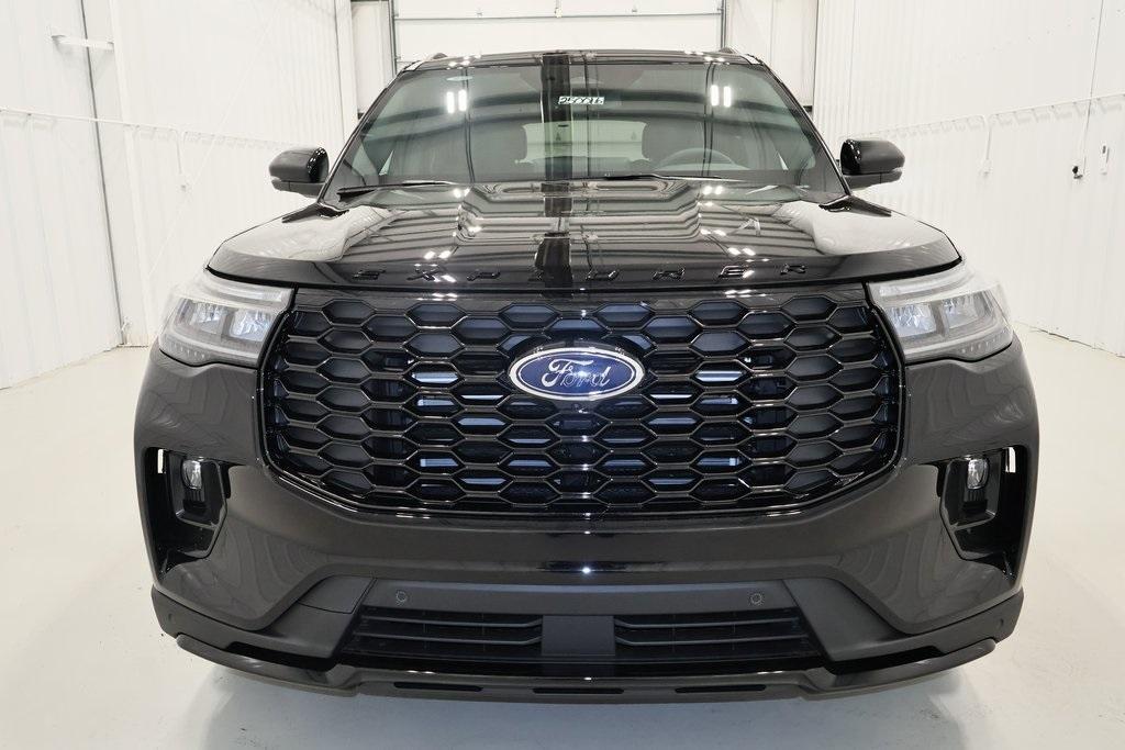 new 2025 Ford Explorer car, priced at $49,740