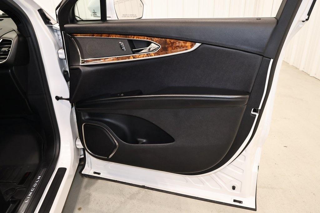 used 2016 Lincoln MKX car, priced at $10,000