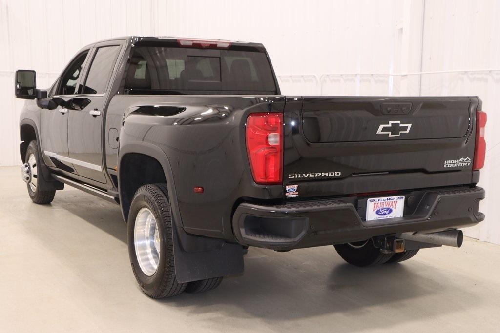 used 2025 Chevrolet Silverado 3500 car, priced at $79,000