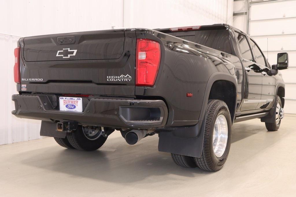 used 2025 Chevrolet Silverado 3500 car, priced at $79,000