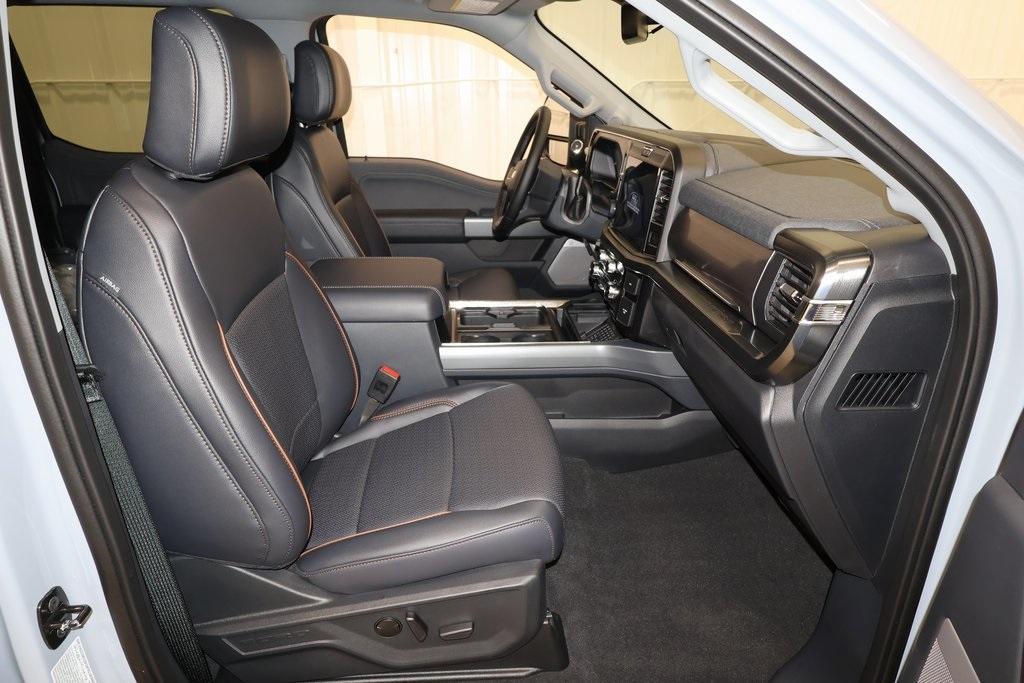 new 2025 Ford F-450 car, priced at $95,565
