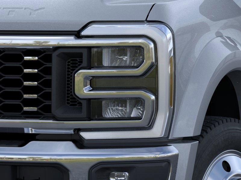 new 2025 Ford F-450 car, priced at $95,455