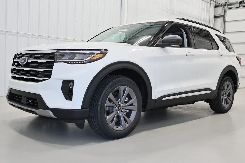 new 2025 Ford Explorer car, priced at $47,210