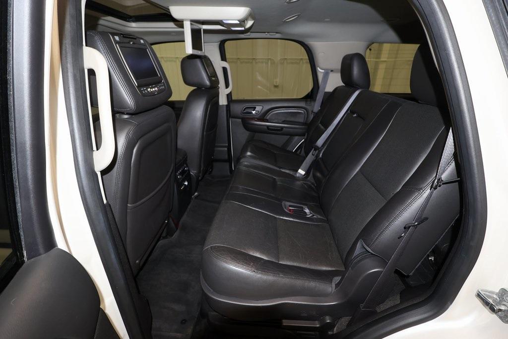 used 2013 Cadillac Escalade Hybrid car, priced at $15,000