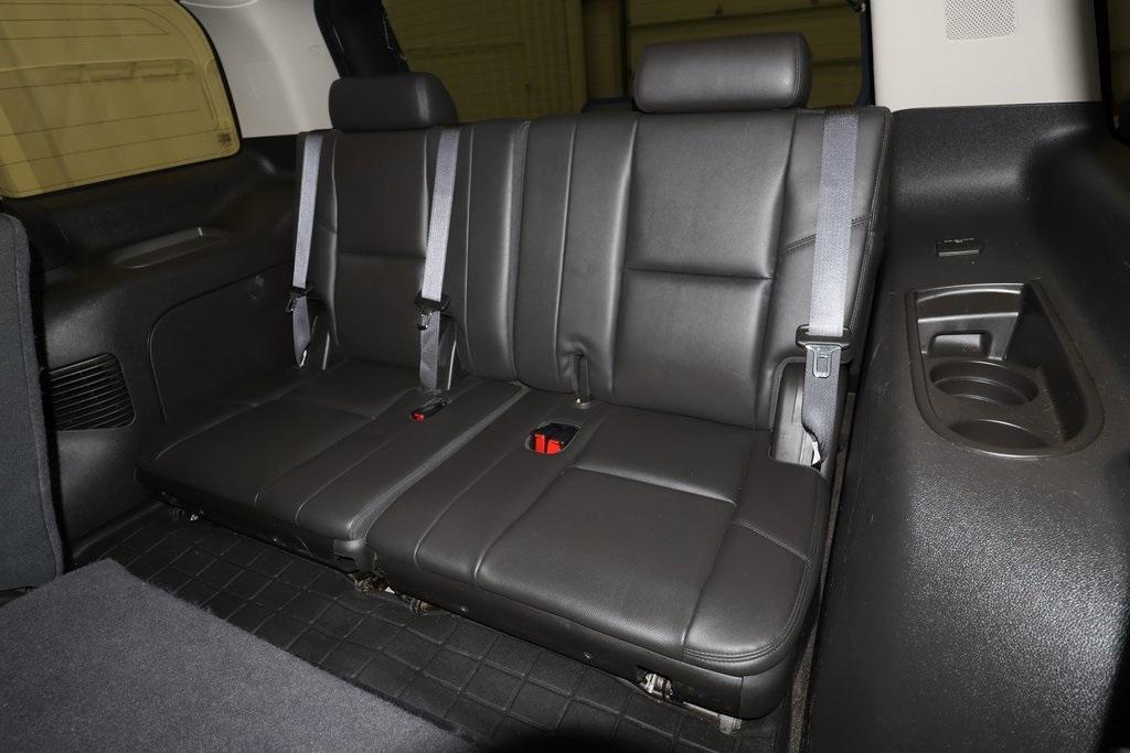 used 2013 Cadillac Escalade Hybrid car, priced at $15,000