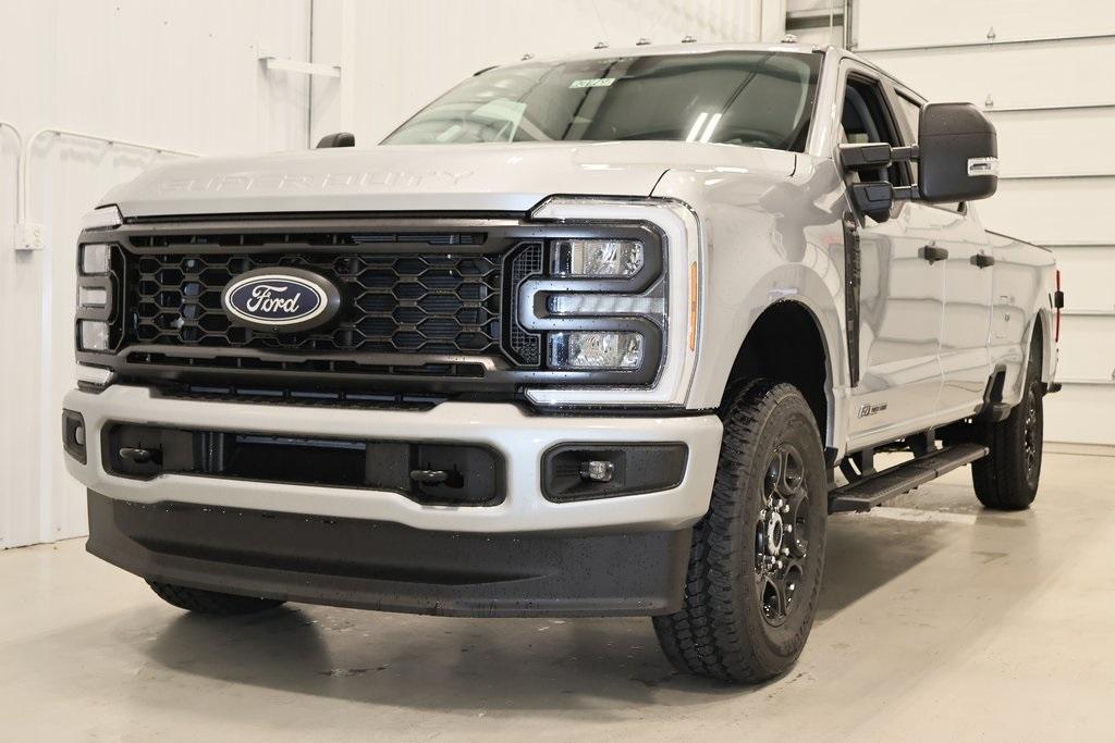 new 2024 Ford F-250 car, priced at $67,440