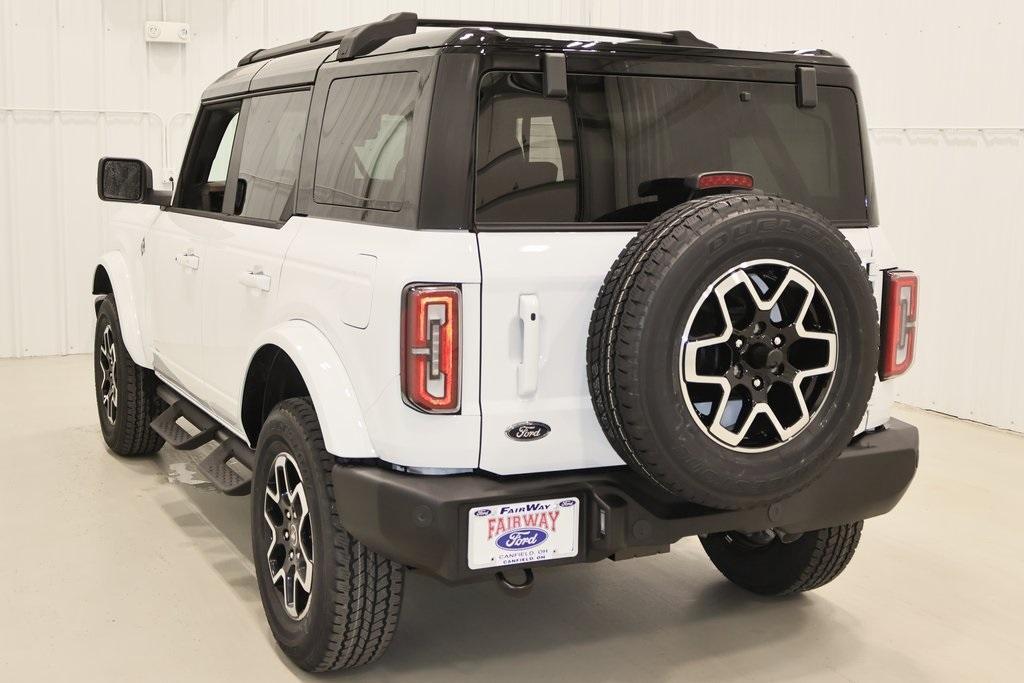 new 2024 Ford Bronco car, priced at $52,675