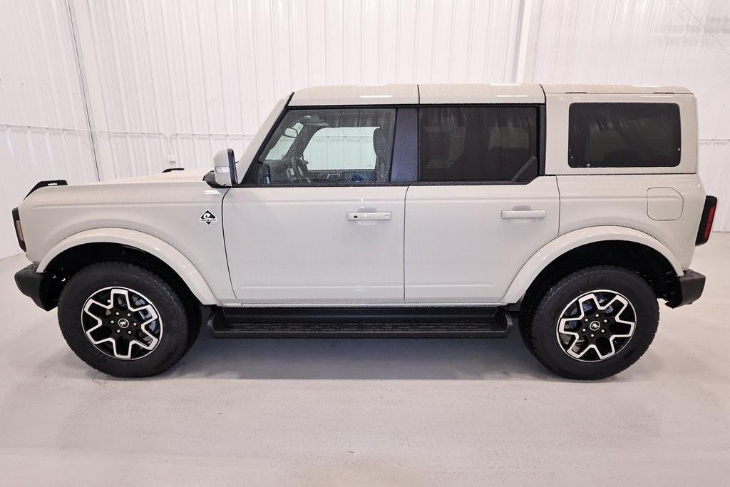 new 2025 Ford Bronco car, priced at $53,495