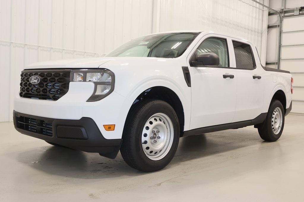 new 2025 Ford Maverick car, priced at $27,944