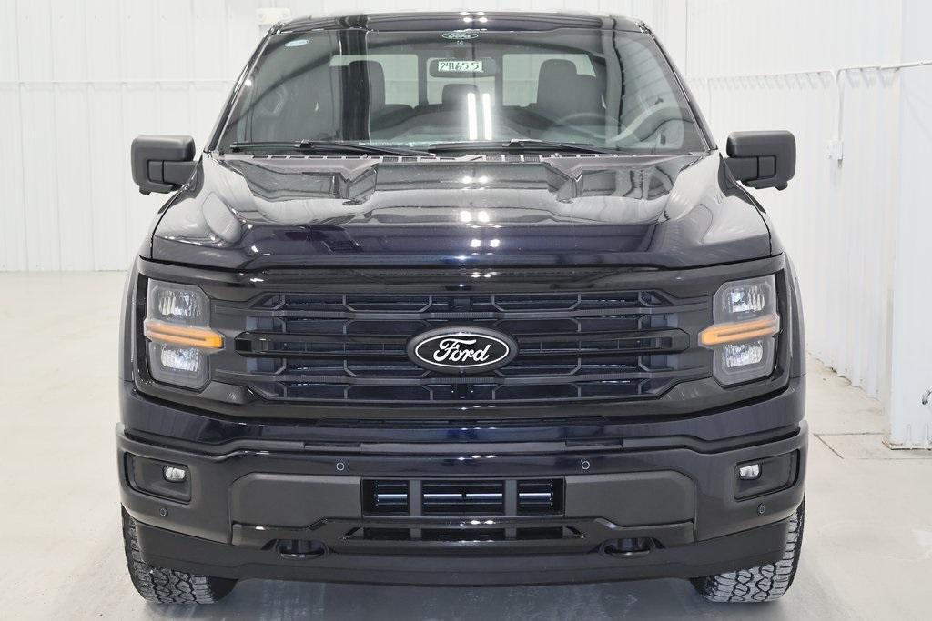 new 2024 Ford F-150 car, priced at $52,270