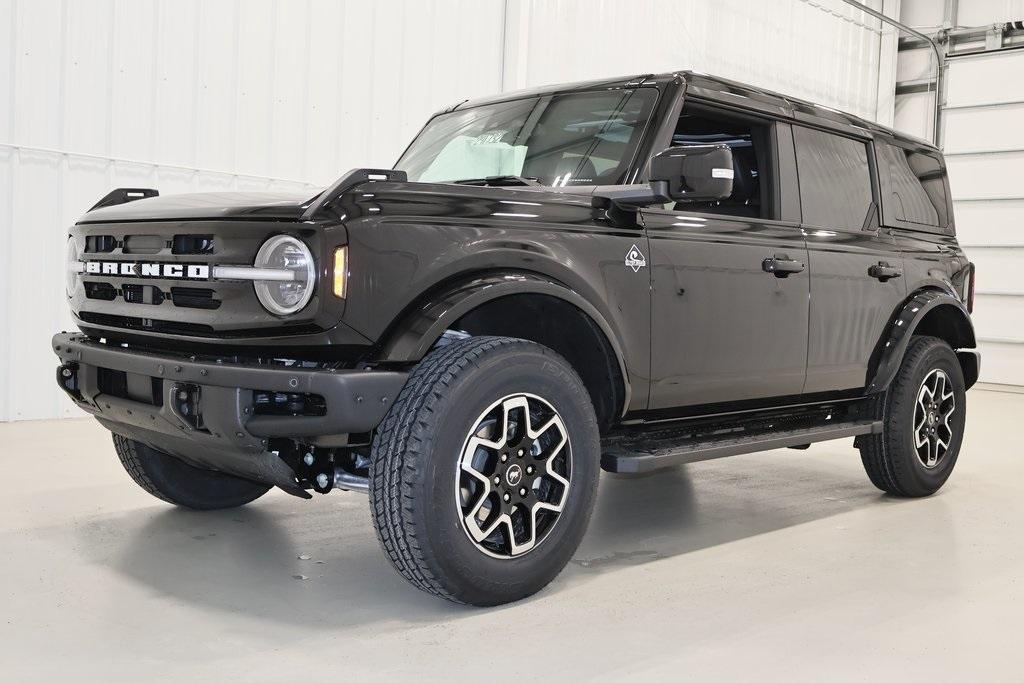 new 2024 Ford Bronco car, priced at $52,740