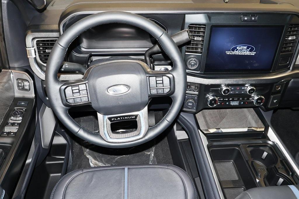 new 2025 Ford F-450 car, priced at $104,180