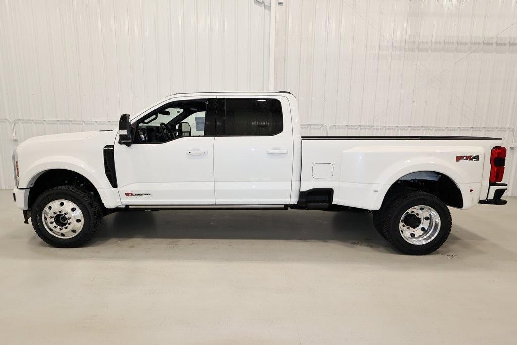 new 2025 Ford F-450 car, priced at $104,180