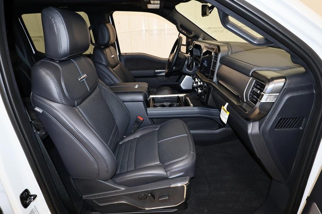new 2025 Ford F-450 car, priced at $104,180