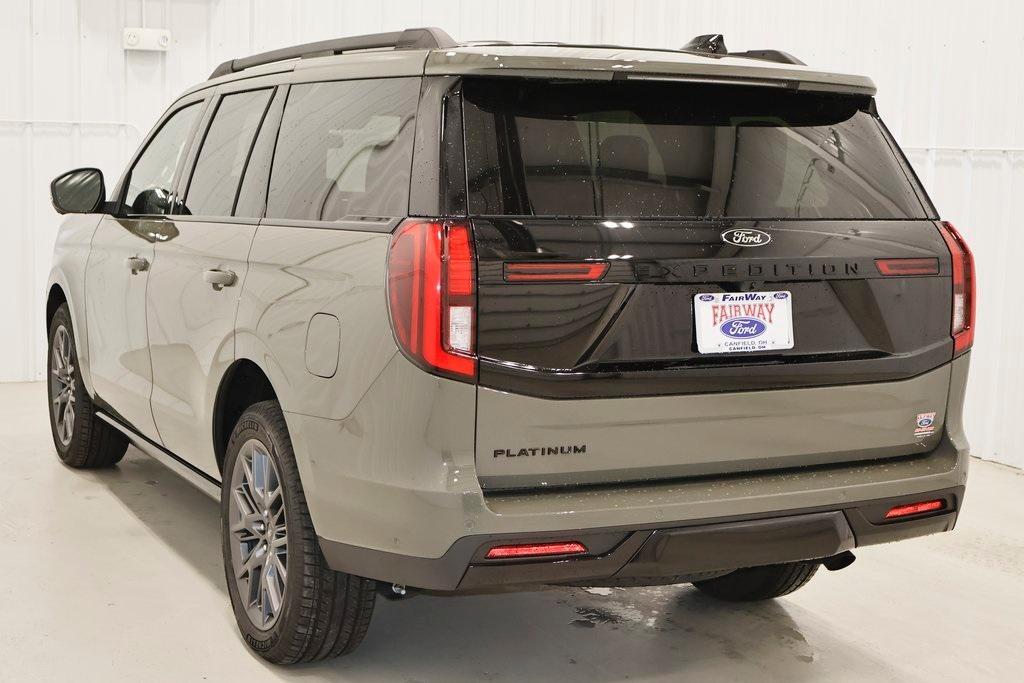 new 2025 Ford Expedition car, priced at $83,665