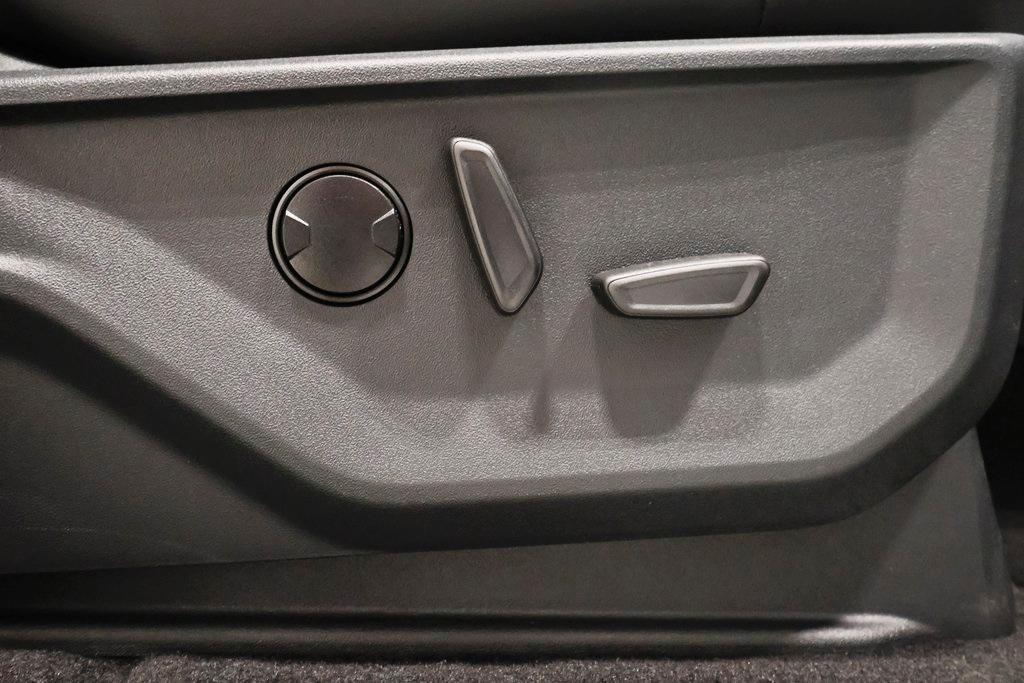 new 2025 Ford Expedition car, priced at $83,665