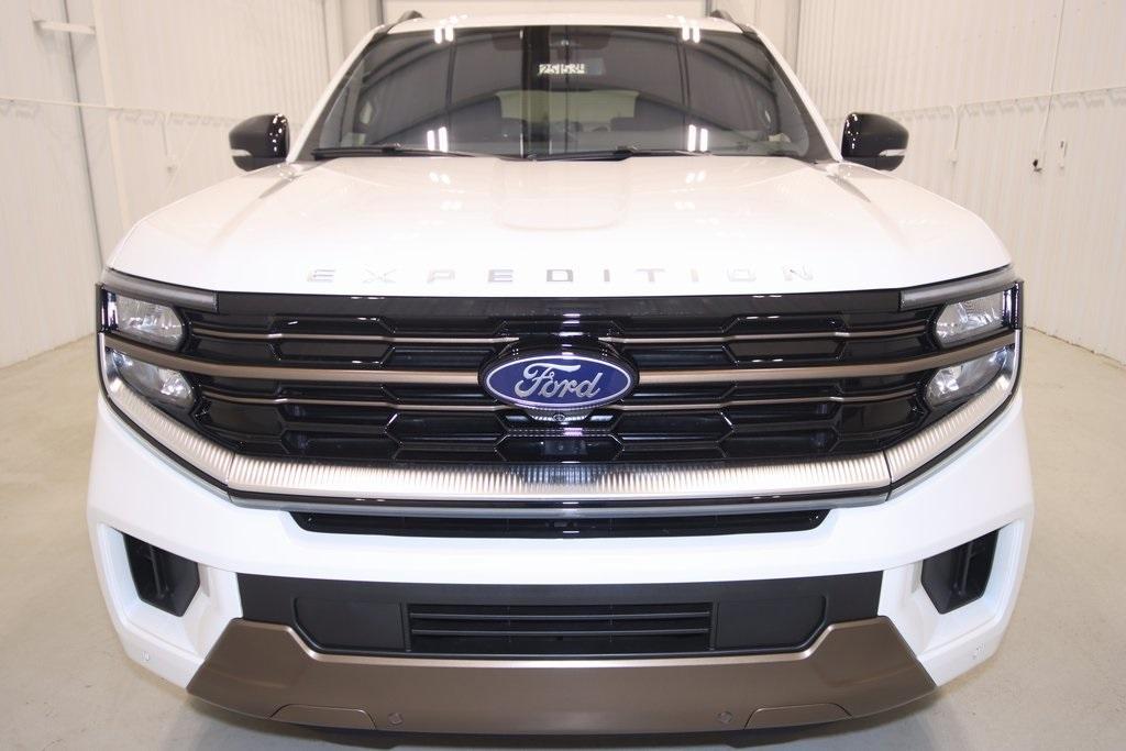 new 2025 Ford Expedition car, priced at $84,750