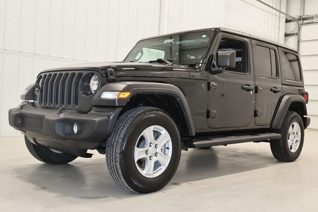 used 2022 Jeep Wrangler Unlimited car, priced at $31,000