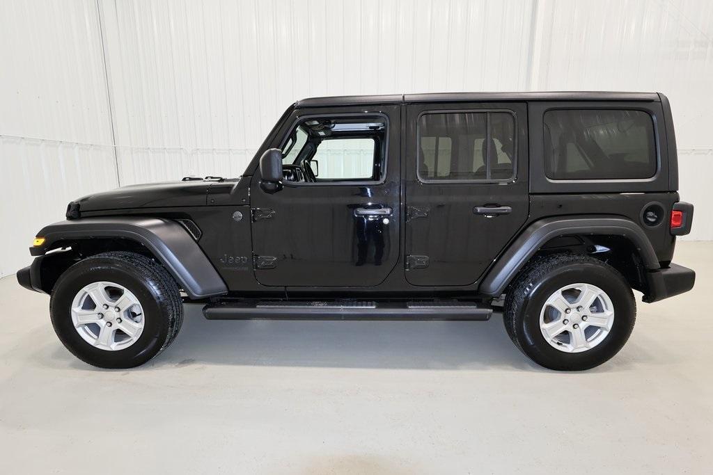 used 2022 Jeep Wrangler Unlimited car, priced at $31,000