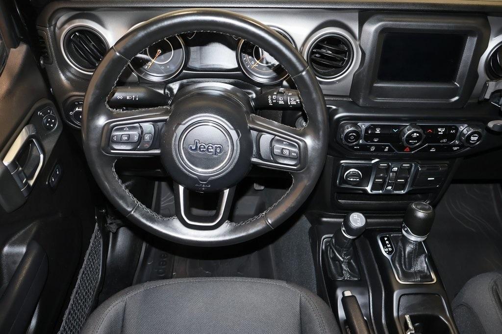 used 2022 Jeep Wrangler Unlimited car, priced at $31,000