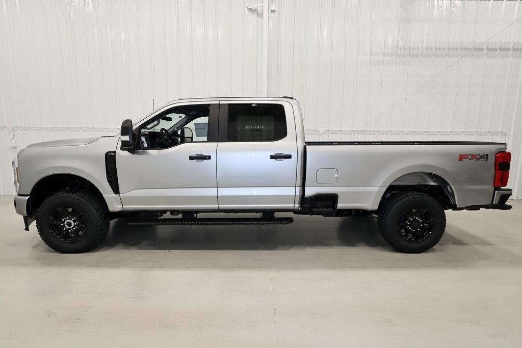 new 2024 Ford F-350 car, priced at $58,160