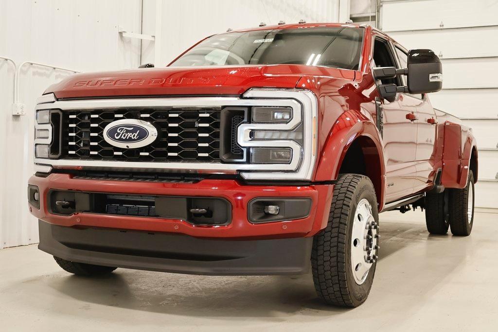 new 2025 Ford F-450 car, priced at $103,680