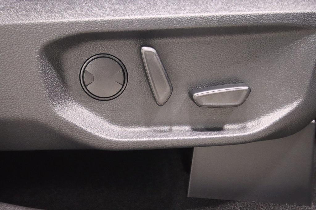 new 2025 Ford Ranger car, priced at $43,250
