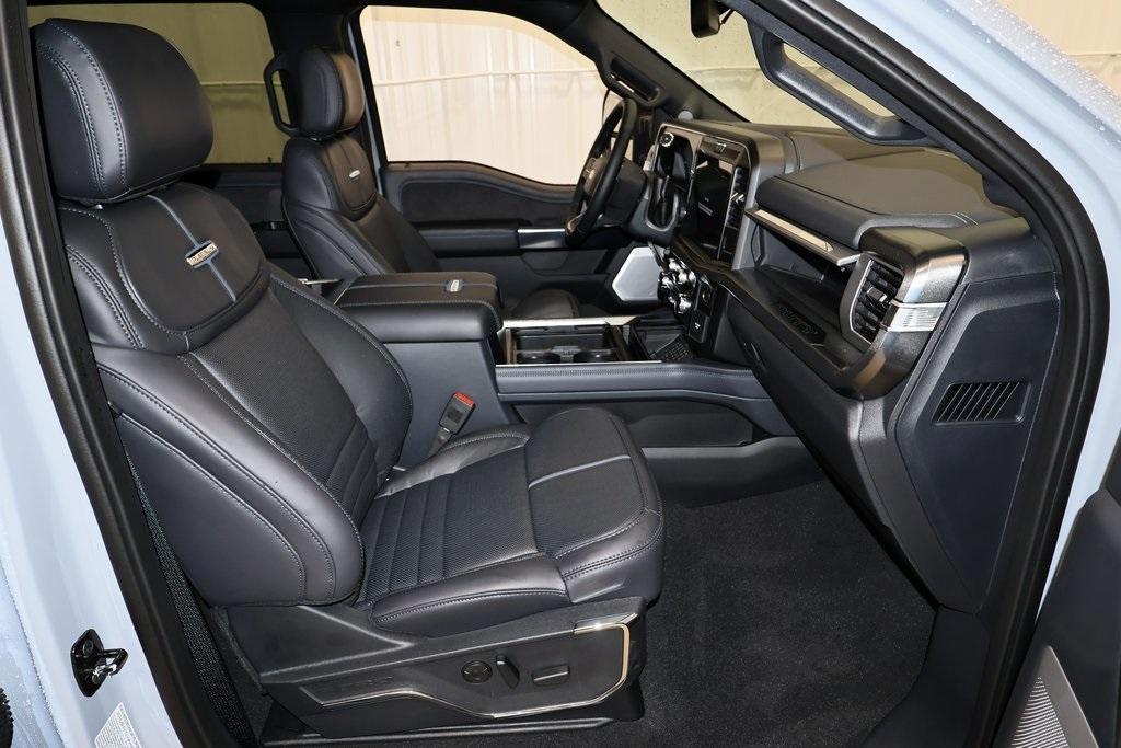 new 2025 Ford F-450 car, priced at $104,180