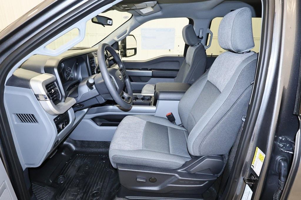 new 2024 Ford F-250 car, priced at $56,180