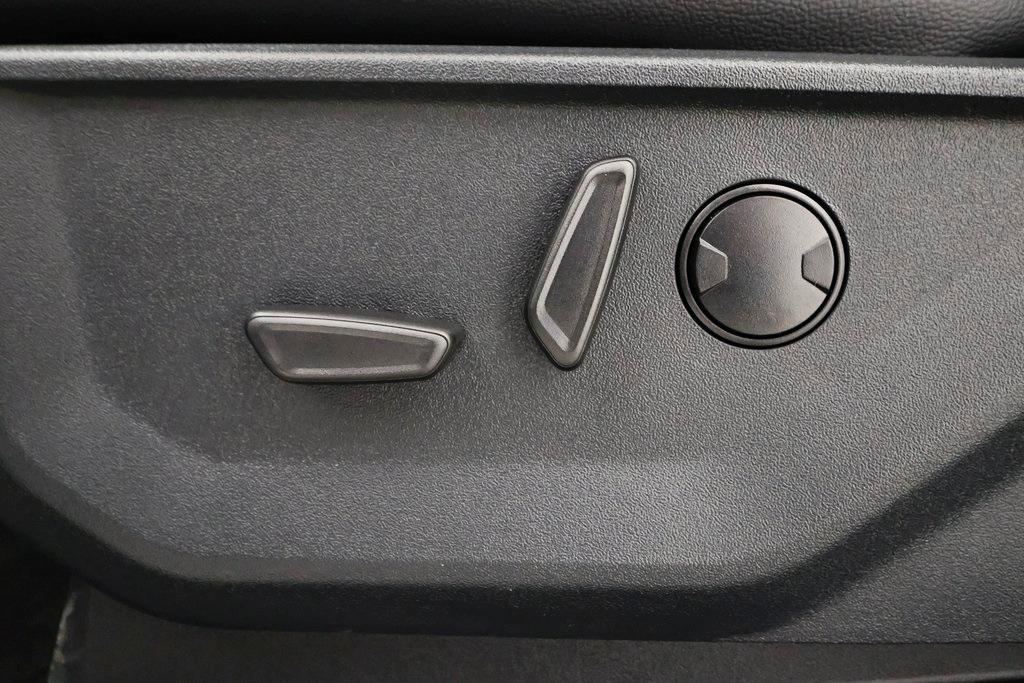 new 2025 Ford F-150 car, priced at $64,417