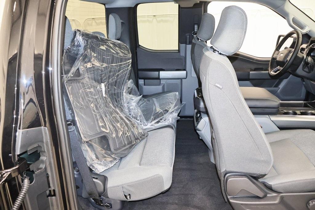 new 2025 Ford F-150 car, priced at $49,858