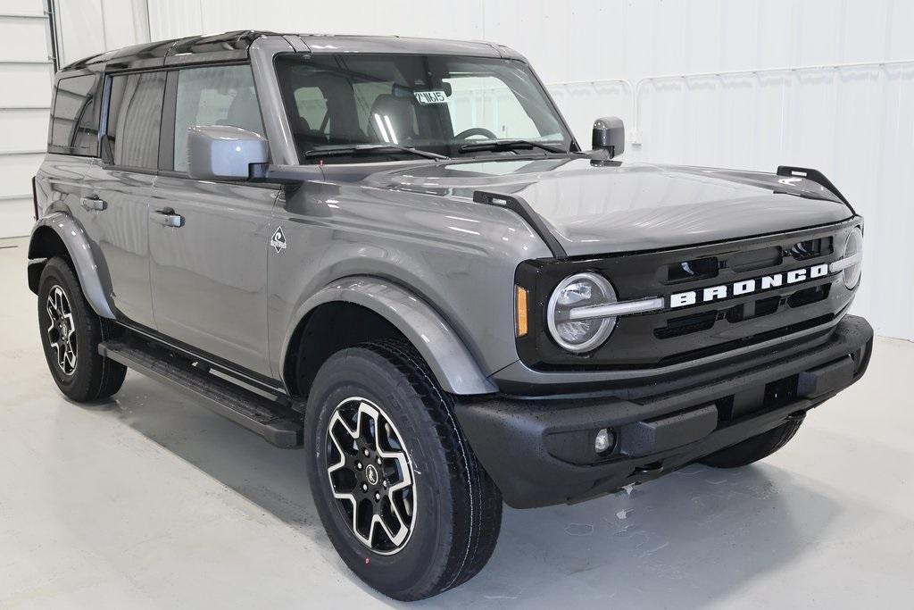 new 2024 Ford Bronco car, priced at $48,785