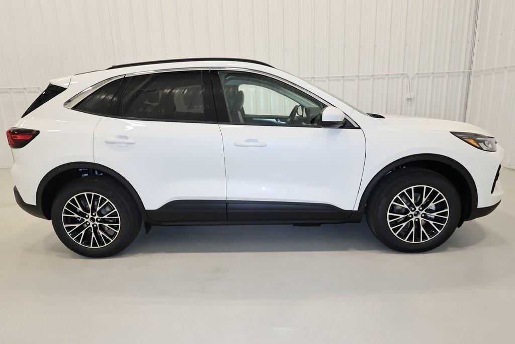 used 2024 Ford Escape car, priced at $25,500
