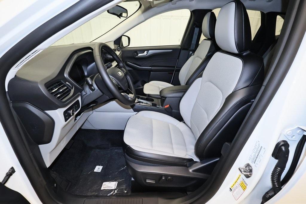 used 2024 Ford Escape car, priced at $25,500