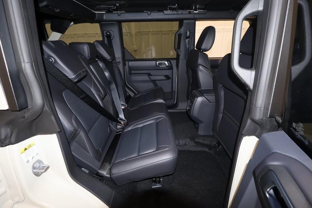 new 2025 Ford Bronco car, priced at $52,585