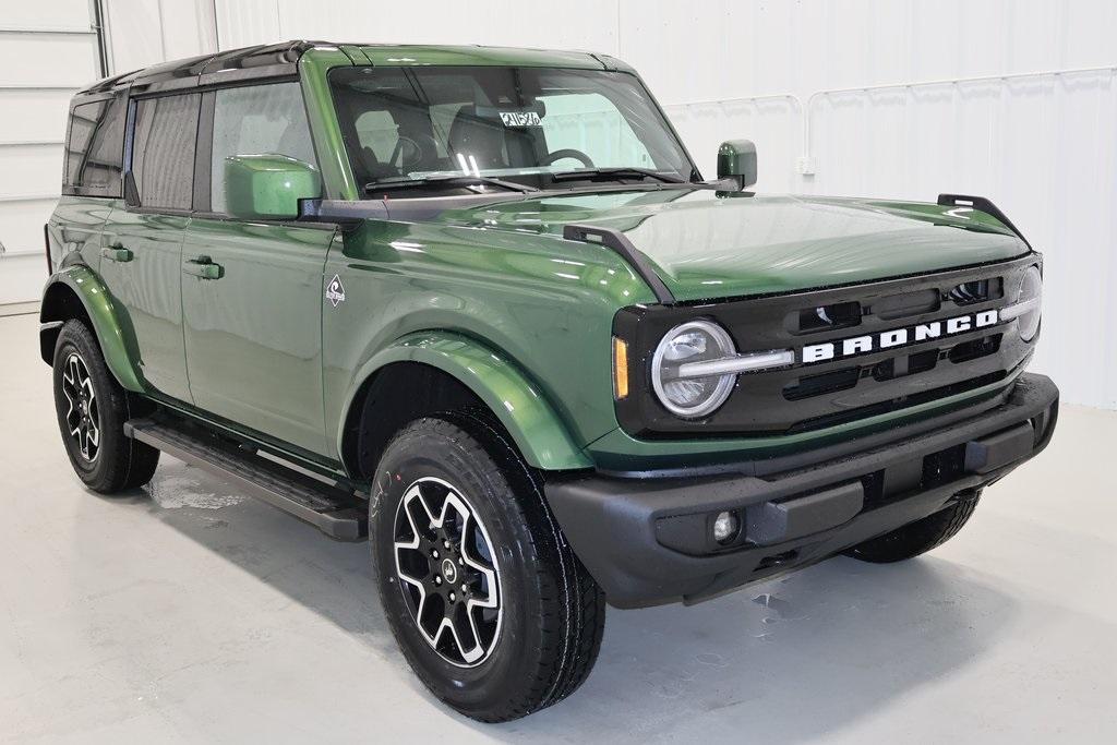 new 2024 Ford Bronco car, priced at $49,080