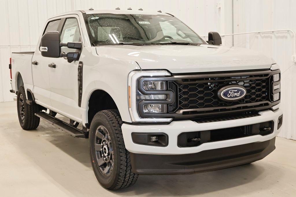 new 2025 Ford F-350 car, priced at $64,815