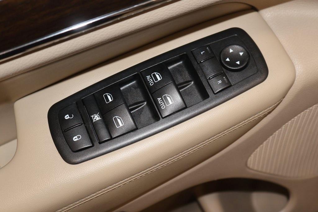 used 2014 Jeep Grand Cherokee car, priced at $11,500