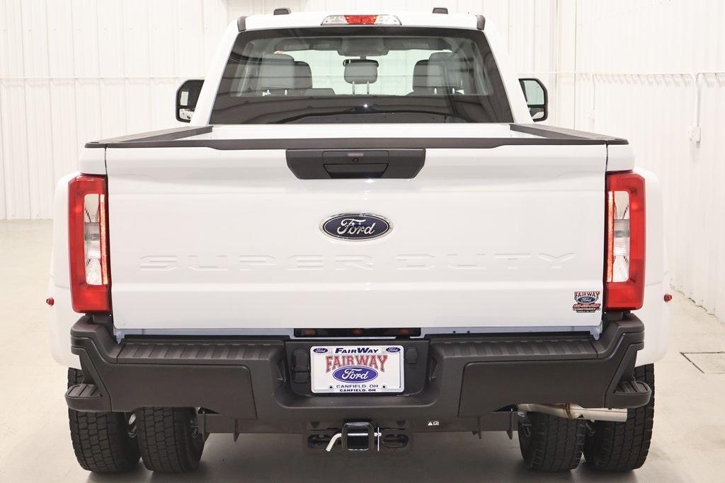 new 2026 Ford F-450 car, priced at $72,270