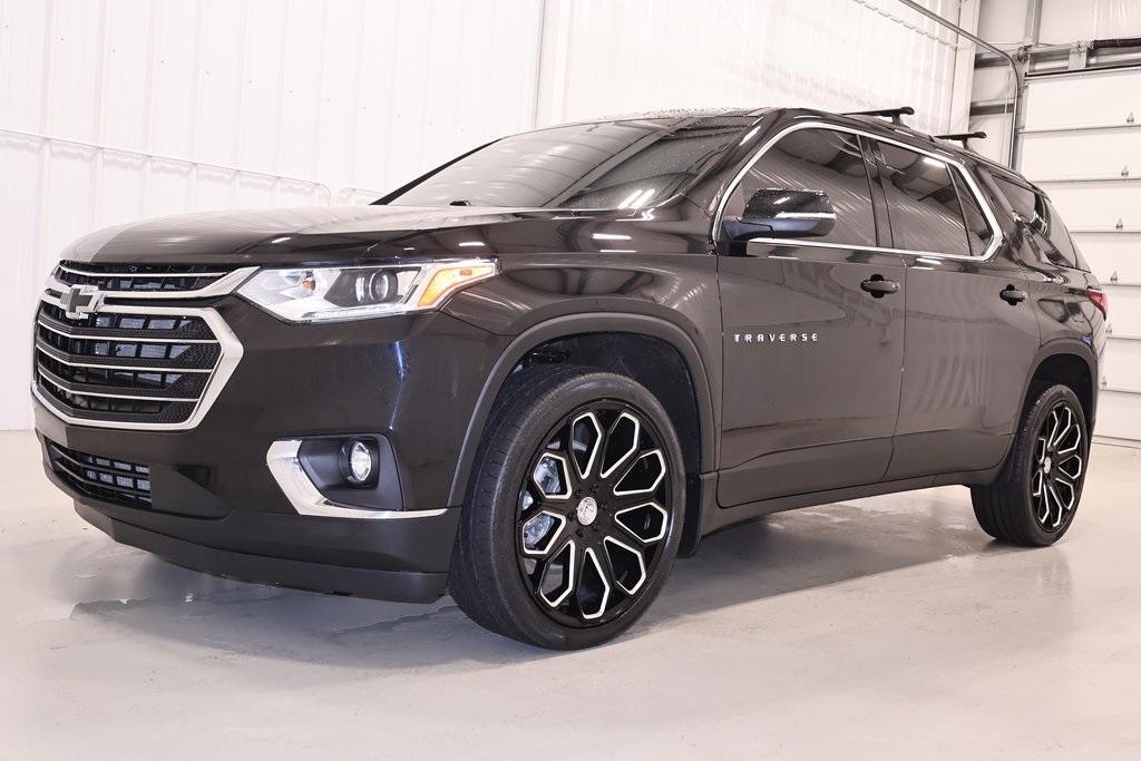 used 2021 Chevrolet Traverse car, priced at $25,500